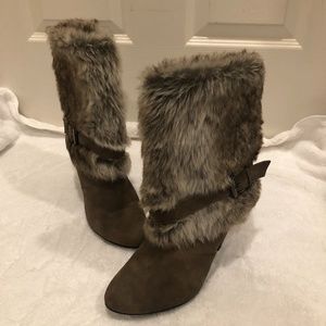 Taupe Faux Fur Boot.  Great condition. 7 1/2 M